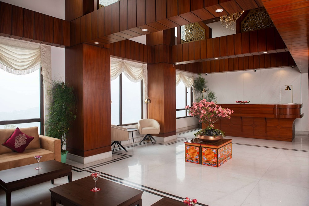 Ramada by Wyndham Gangtok Hotel & Casino Golden 34/50