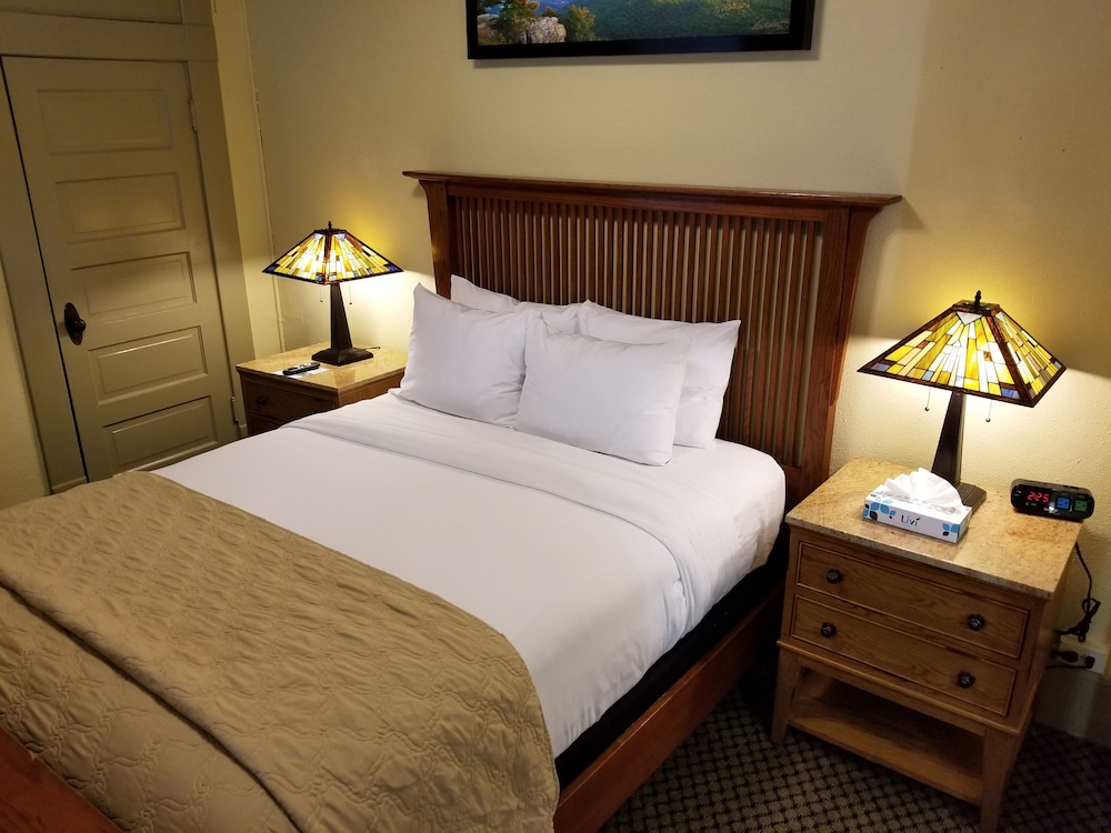 Basin Park Hotel 14/69