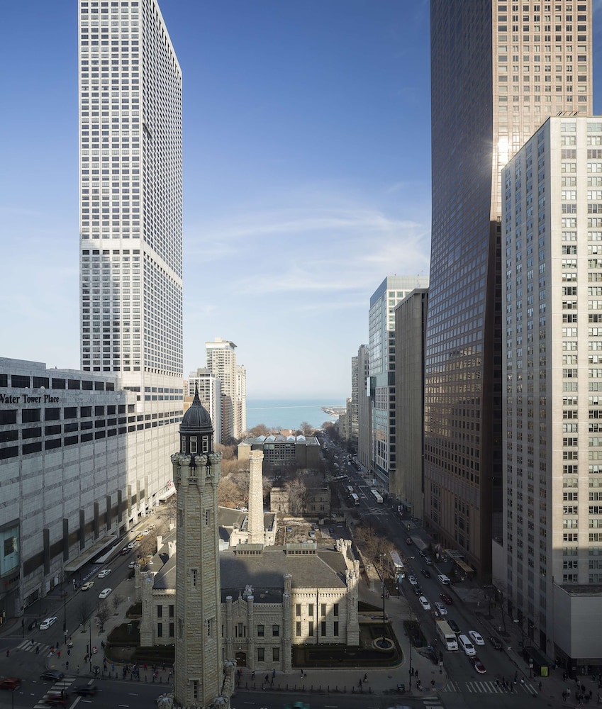 Park Hyatt Chicago 88/91