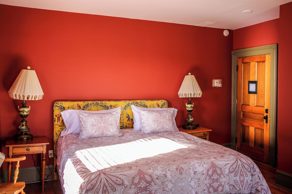 The Millerton Inn 6/18