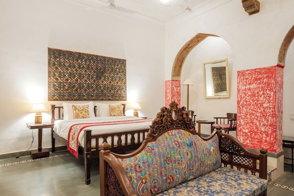 Neemrana Fort-Palace - 15th Century, Delhi-Jaipur Highway 21/59