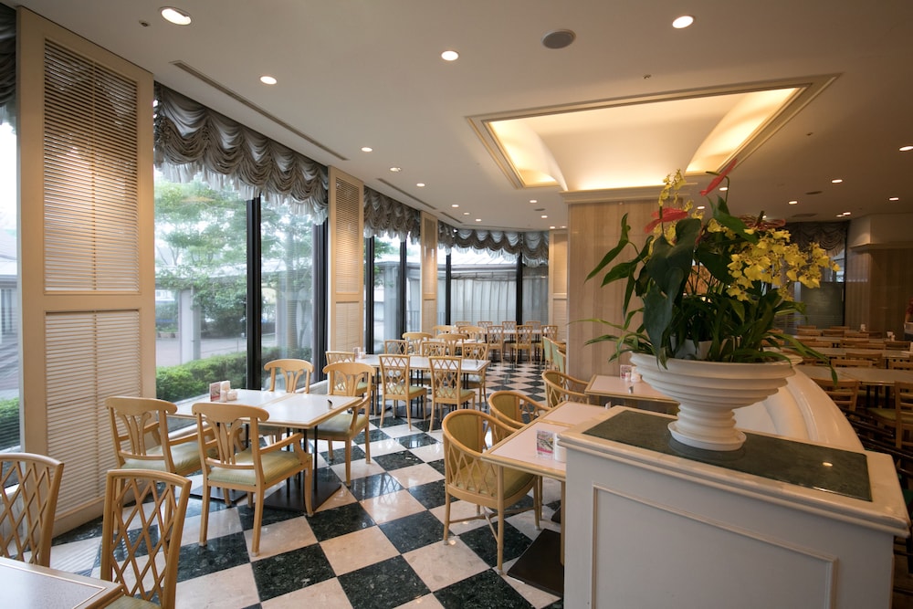Kagoshima Sun Royal 28/50