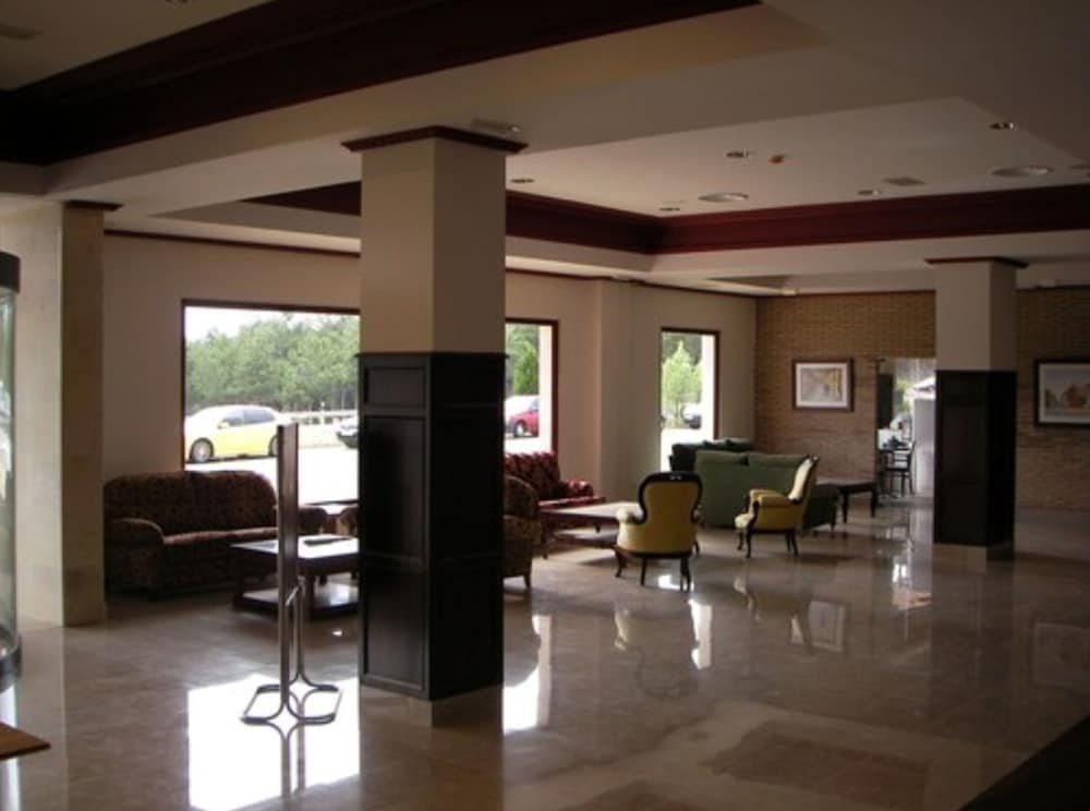 Hotel Santiago Leon 42/50