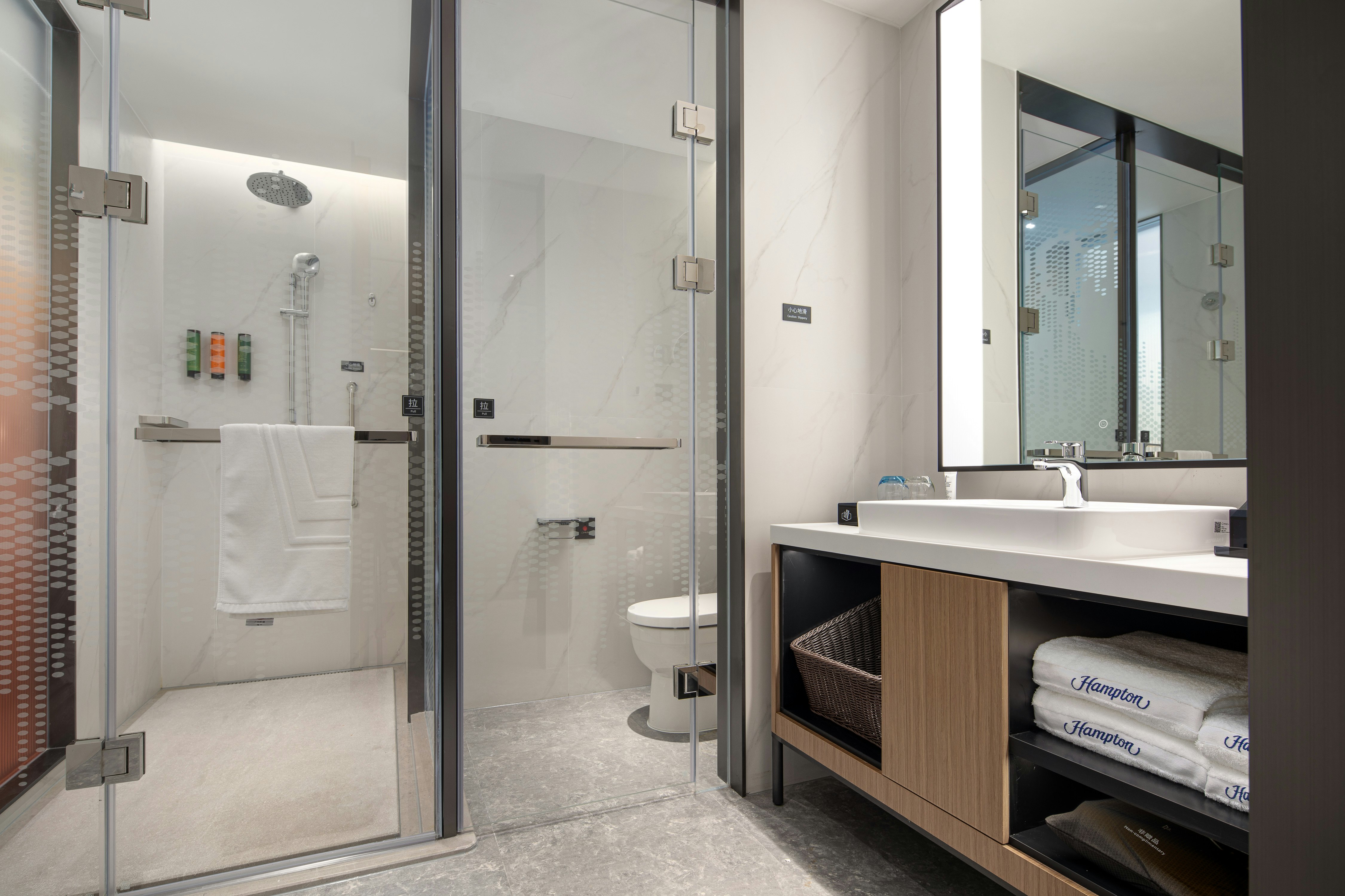 HAMPTON BY HILTON GUANGZHOU XINTANG 42/48