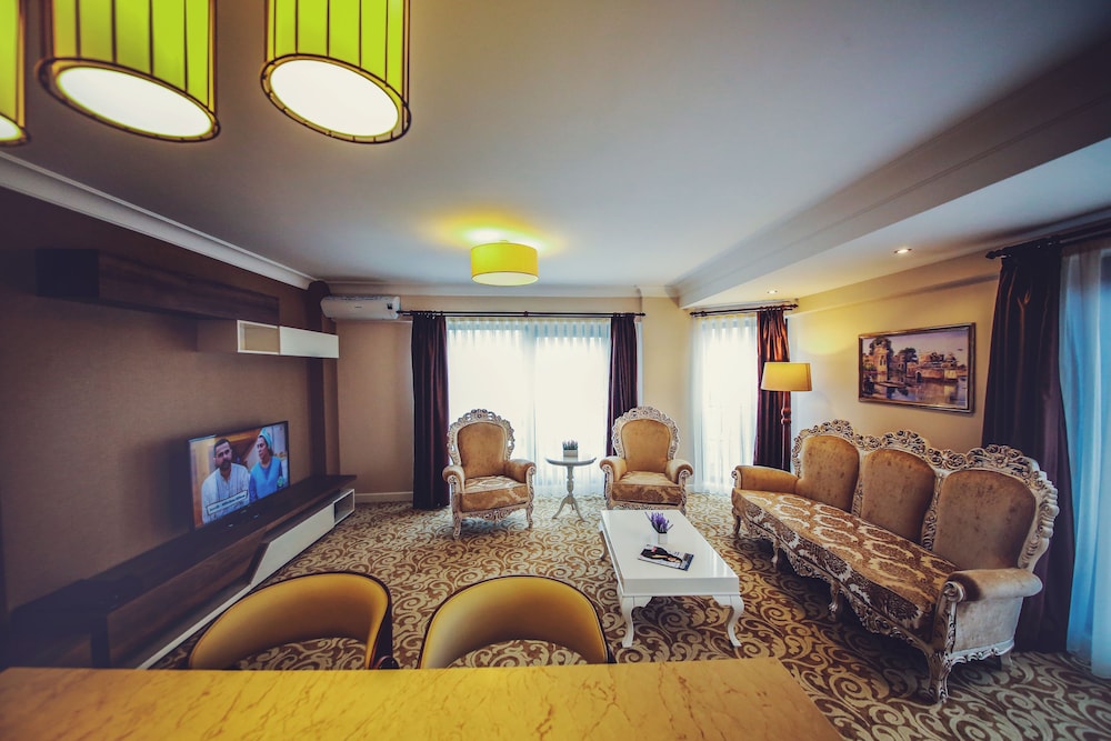 My Suit Residence 42/50