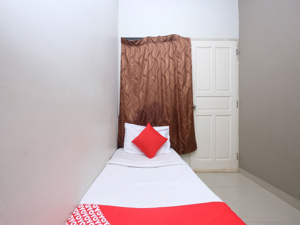 OYO 1153 Heaven Hill Hotel 1 8/16