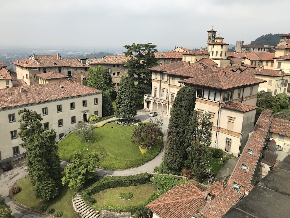 Il Sole Bergamo 44/50