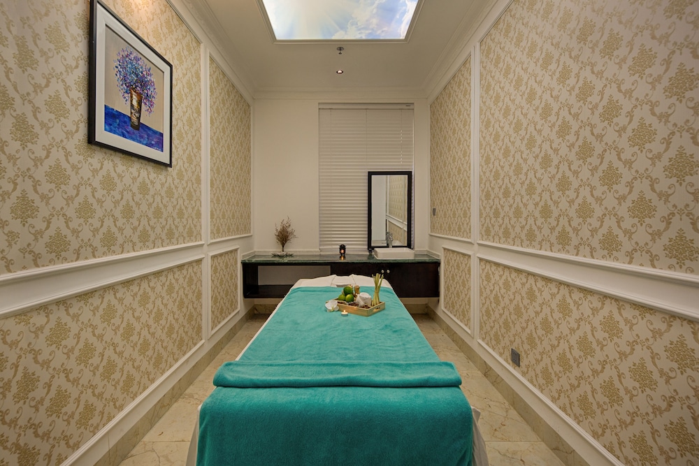 Eden Ocean View Hotel Da Nang 41/64
