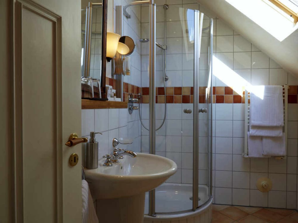 HOTEL SNORRENBURG 24/24