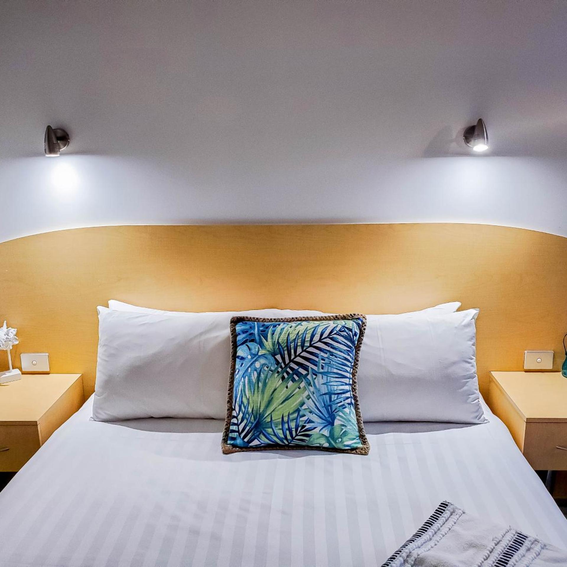 Sandors Motor Inn 20/50