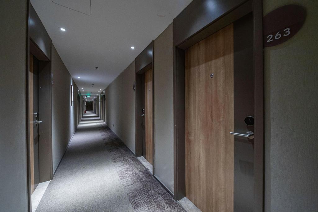 Home Inn Neo (Shanghai Songjiang Songwei North Road Branch) 39/54