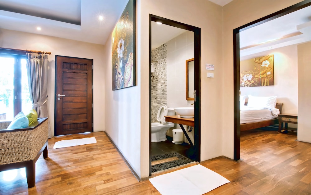 Yotaka Boutique Hotel Bangkok 49/74