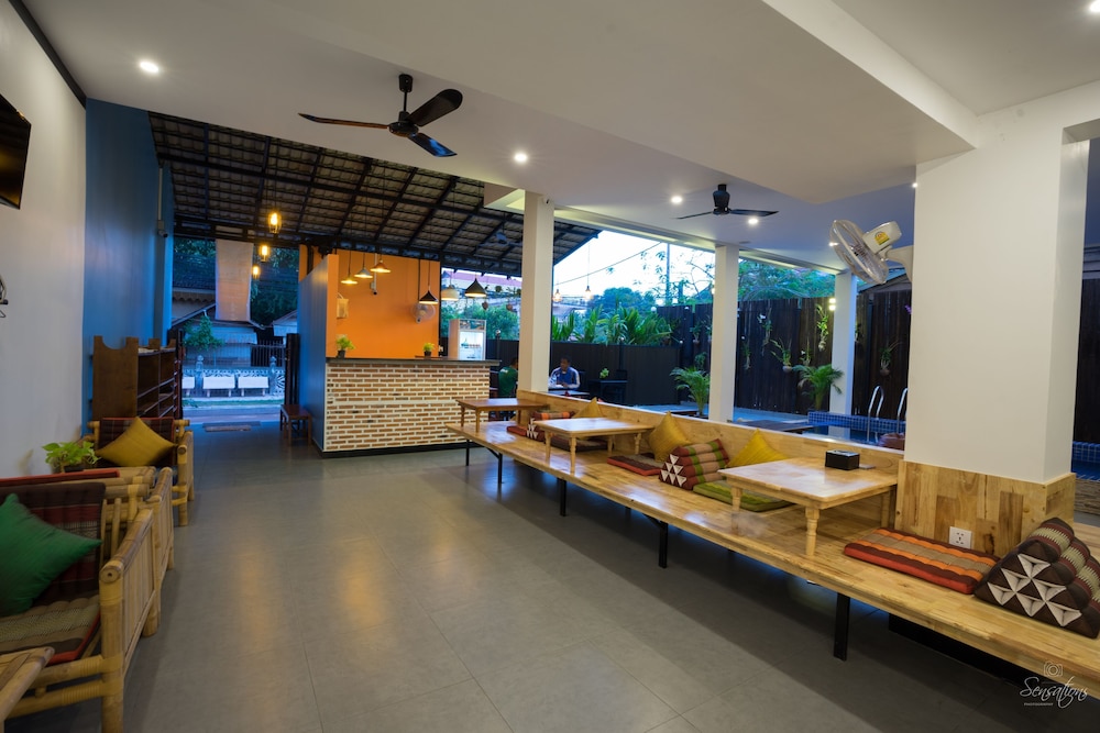 Noni Tree Hostel 36/46
