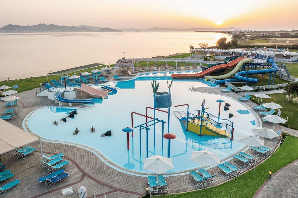 White Olive Marine Aquapark 50/69