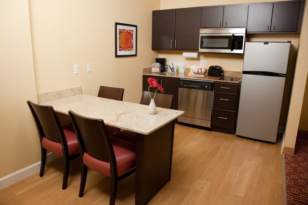 Towneplace Suites Lake Jackson Clute 24/31