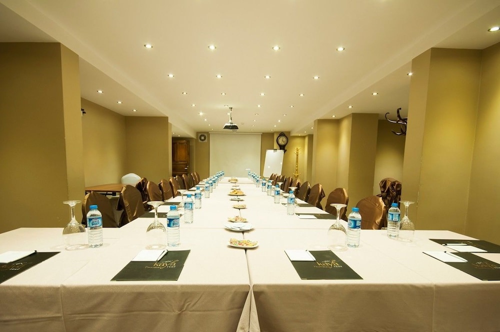 Kaya Premium Hotel 29/31