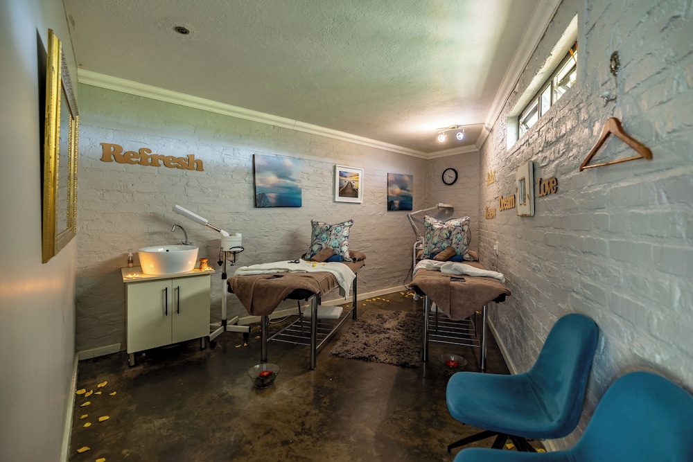 Loerie Apos S Call Guesthouse 33/49