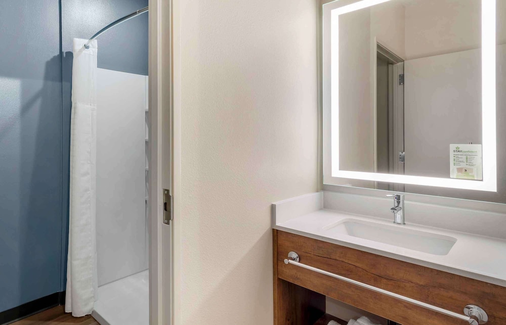 Extended Stay America Suites- Atlanta - McDonough 27/30