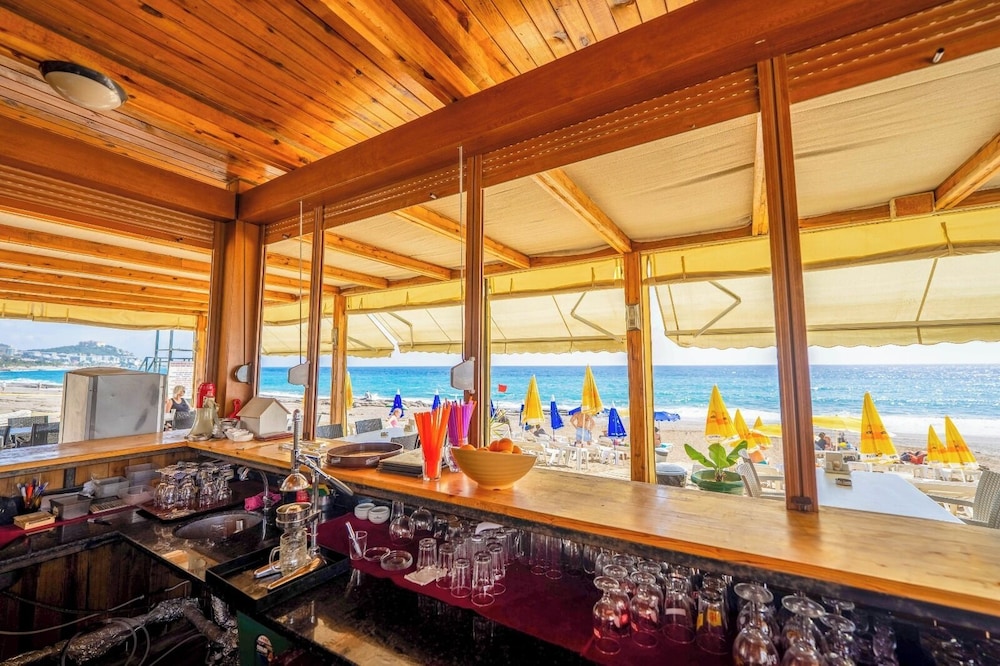Galaxy Beach Hotel 44/72