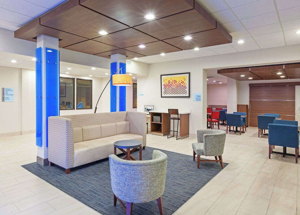 Holiday Inn Express and Suites Houston - Memorial Park Area 33/45