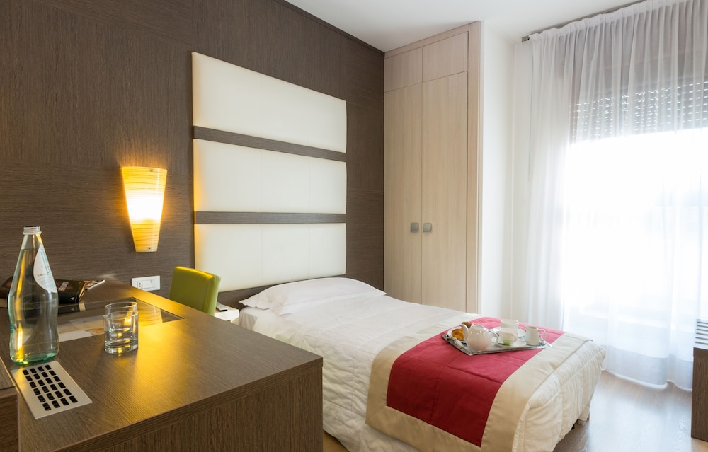 Hotel Victoria 32/68