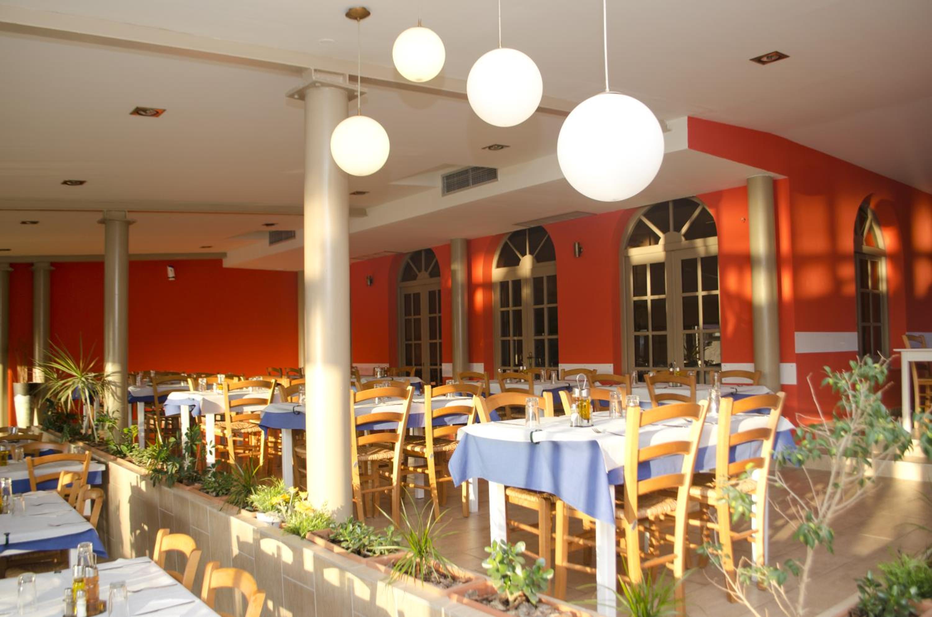 Elina Hotel Perdika 38/55