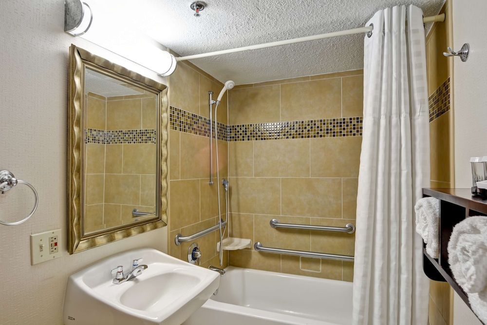 Embassy Suites by Hilton Orlando North 13/54