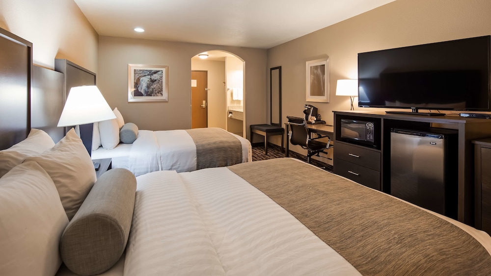 Best Western Sawtooth Inn & Suites 10/34