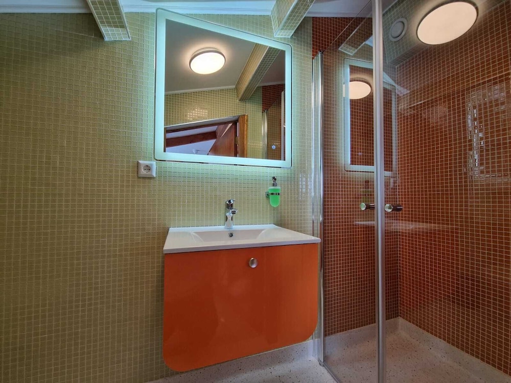 Chasse Residency Hotel 43/46