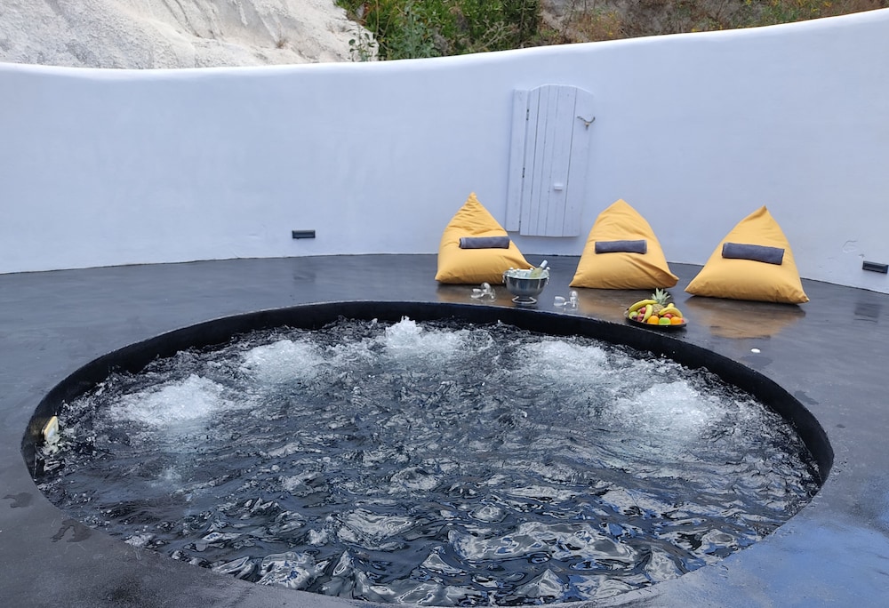 Thea Luxury Resort 30/66