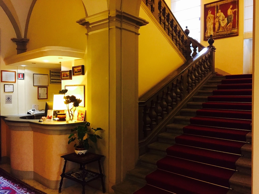 Bosone Palace 6/44