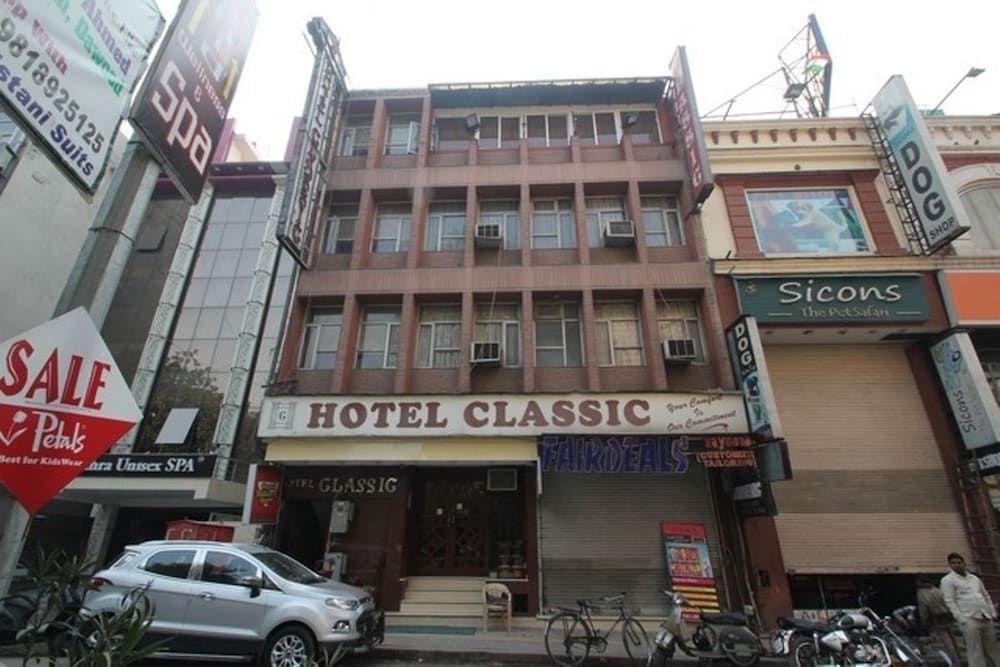 HOTEL CLASSIC 3/34