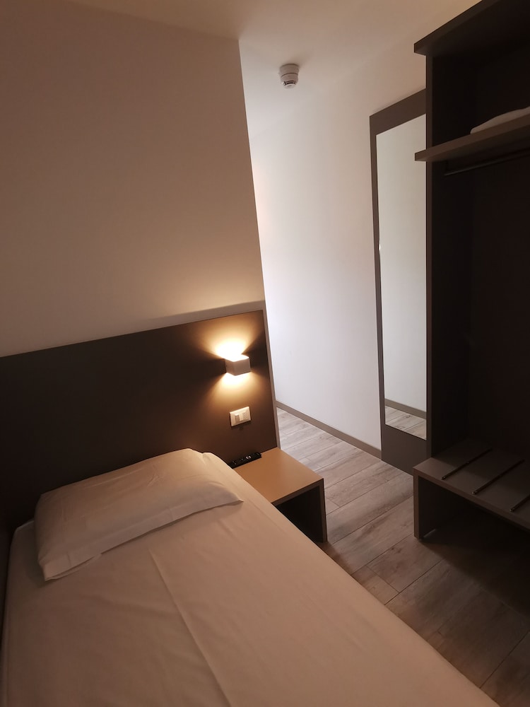 Albergo Ristorante Sonia 37/63