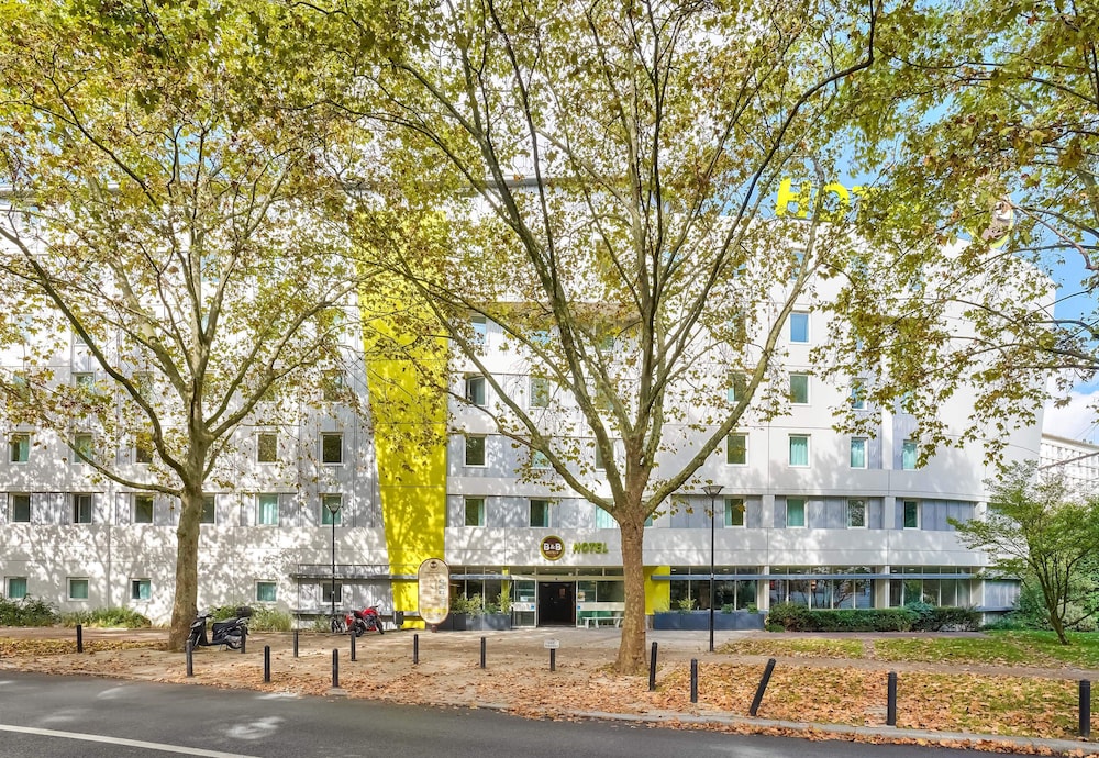 B&B HOTEL Paris Malakoff Parc des Expositions 52/57