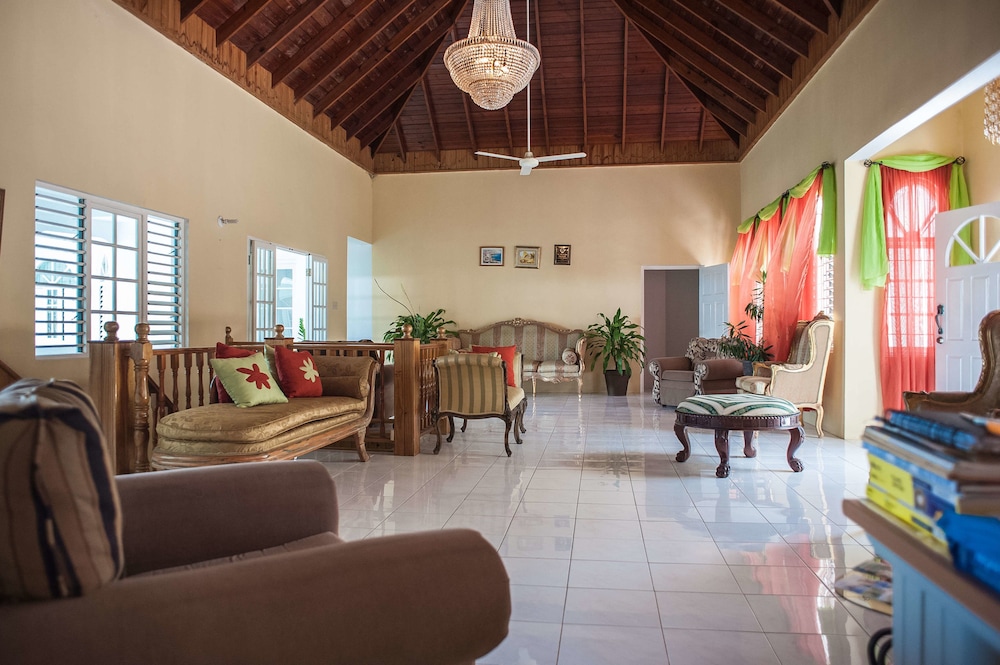 Villa Diamond Suite 44/50