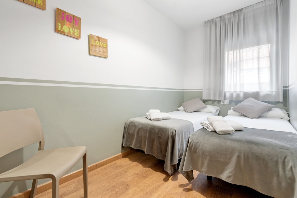 2 BEDROOMS, APARTMENT