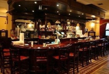 CAHIR HOUSE HOTEL 37/54