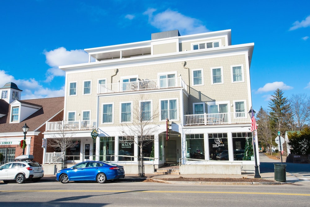 Capital Resorts 84 Main 8/66