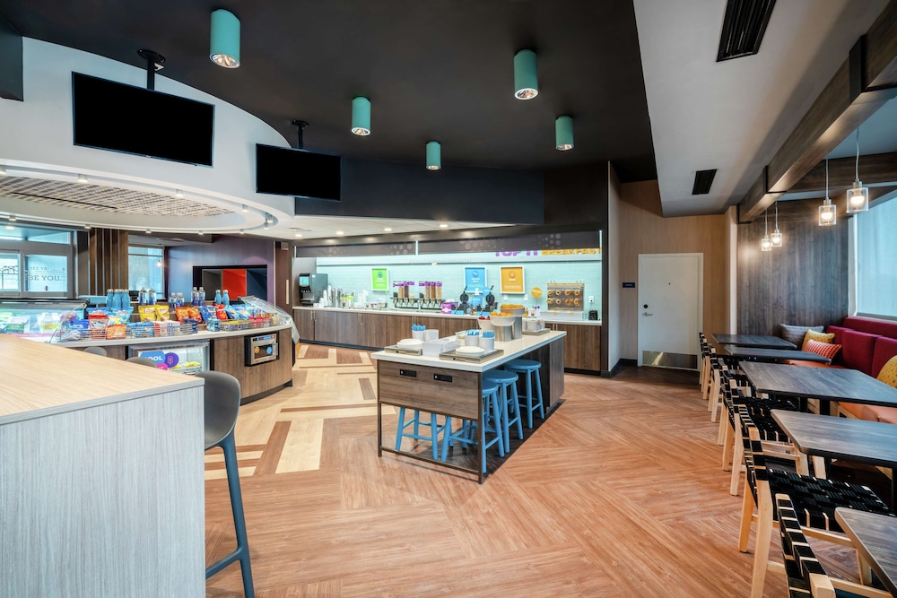 Tru By Hilton Greenville 34/41