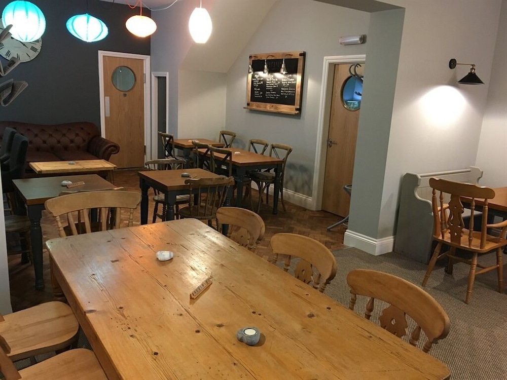 Portreath Arms 26/37
