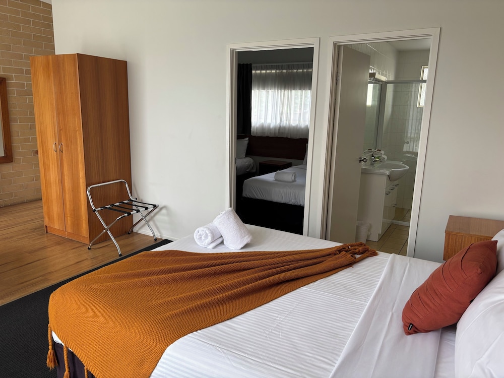 Caboolture Riverlakes Motel 18/66