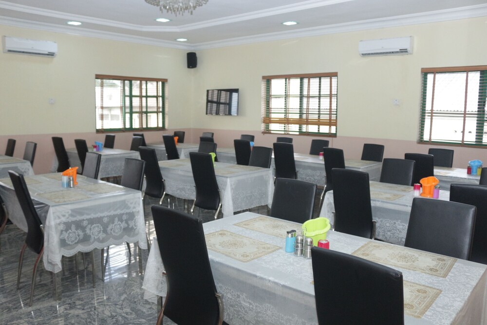Daneto Hotel 16/22