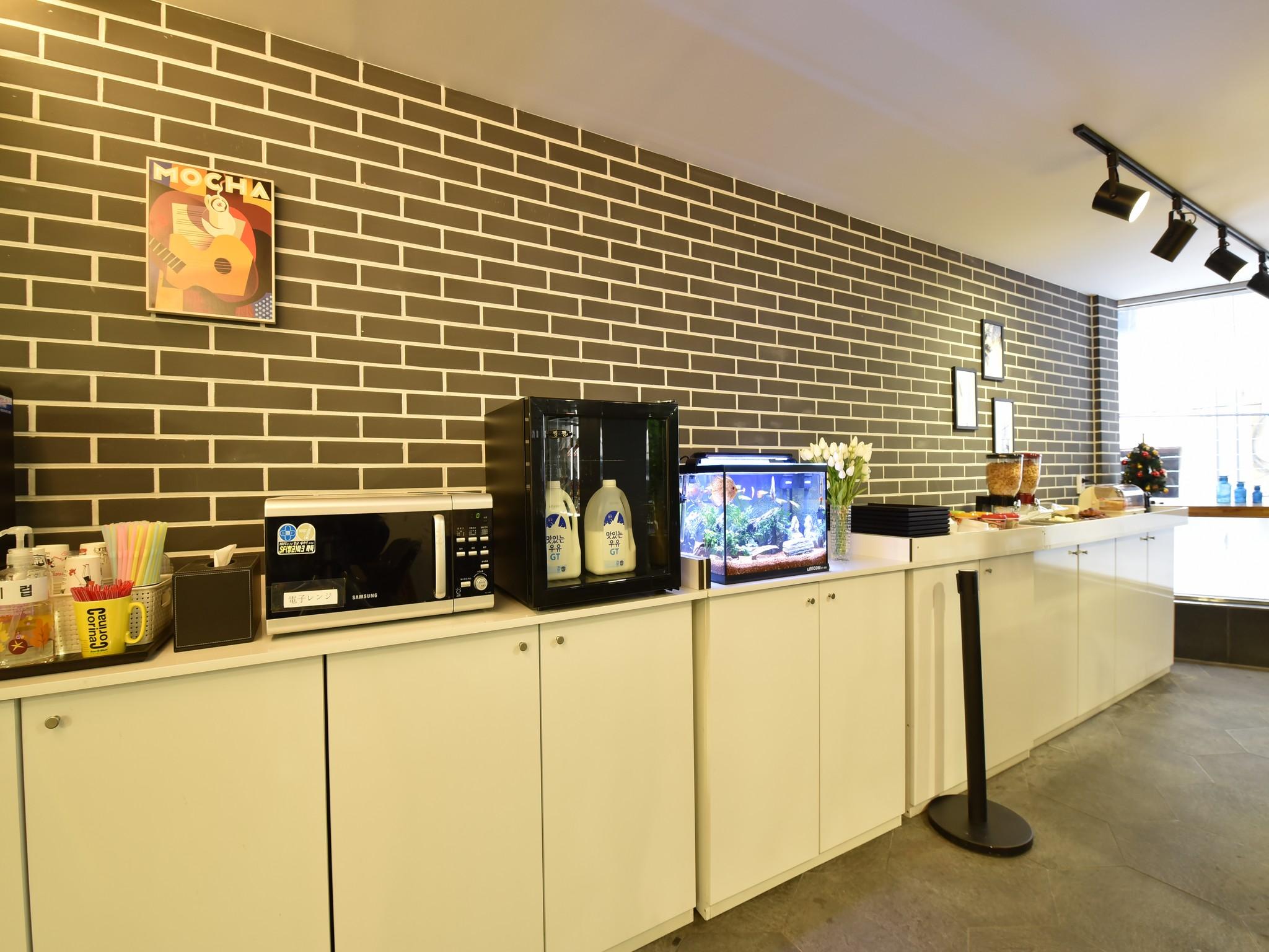 Hotel The Lua Nampo 8/91
