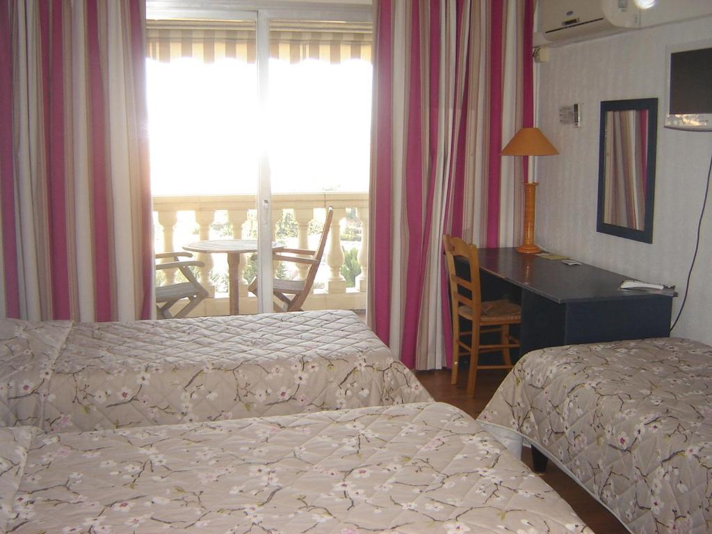 HÔTEL LE COL DE L'ANGE 12/22