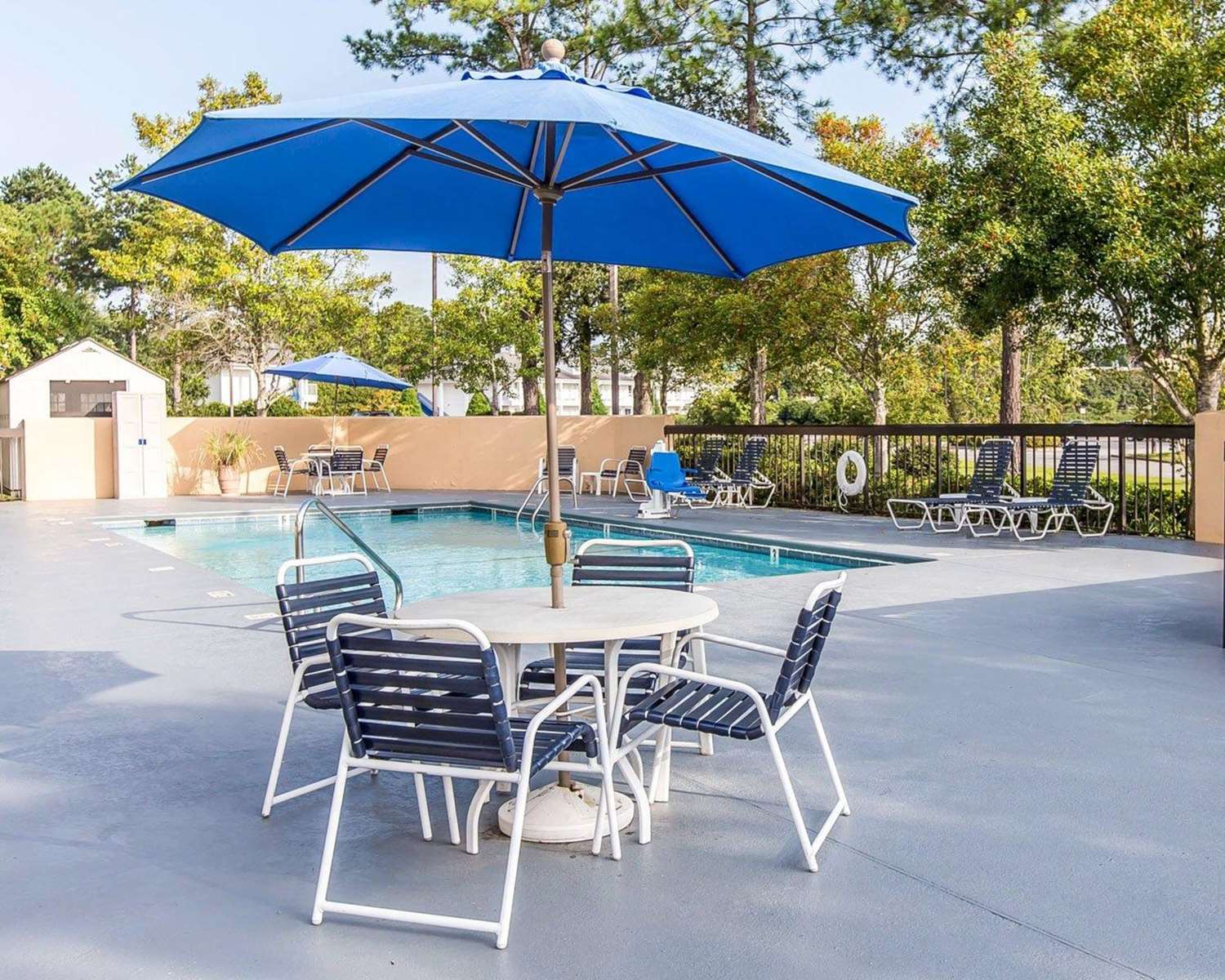 Quality Inn At the Mall - Valdosta 33/40