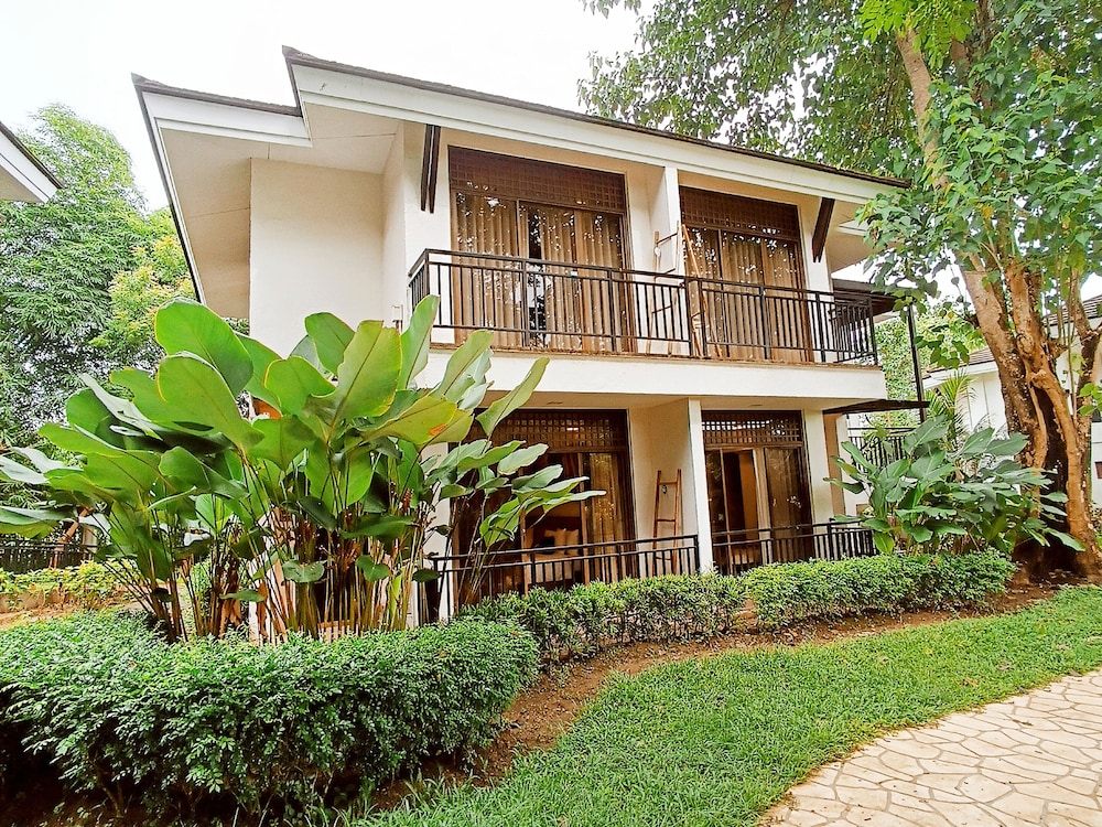 Tag Resort Coron 7/81