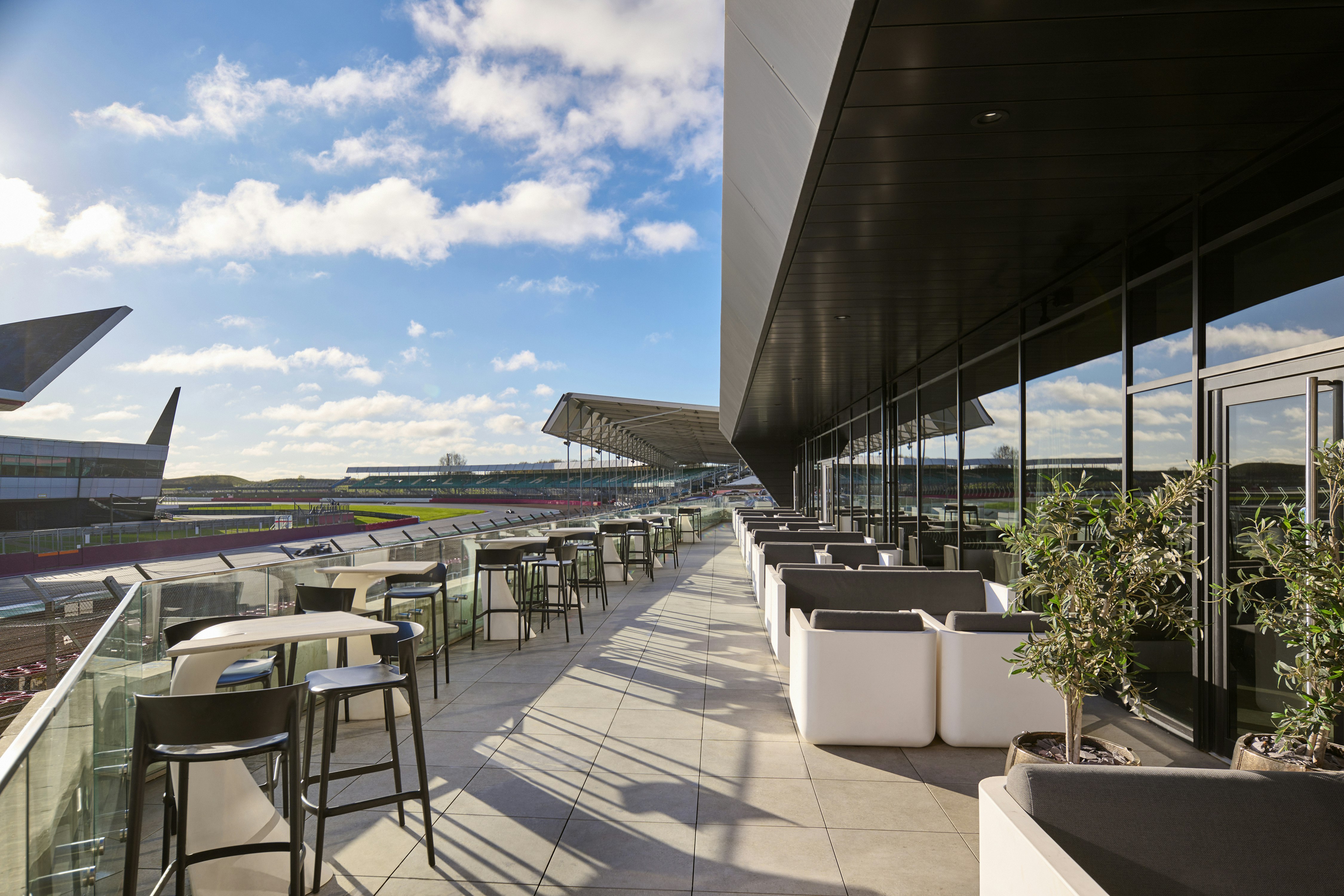 Hilton Garden Inn Silverstone 33/41