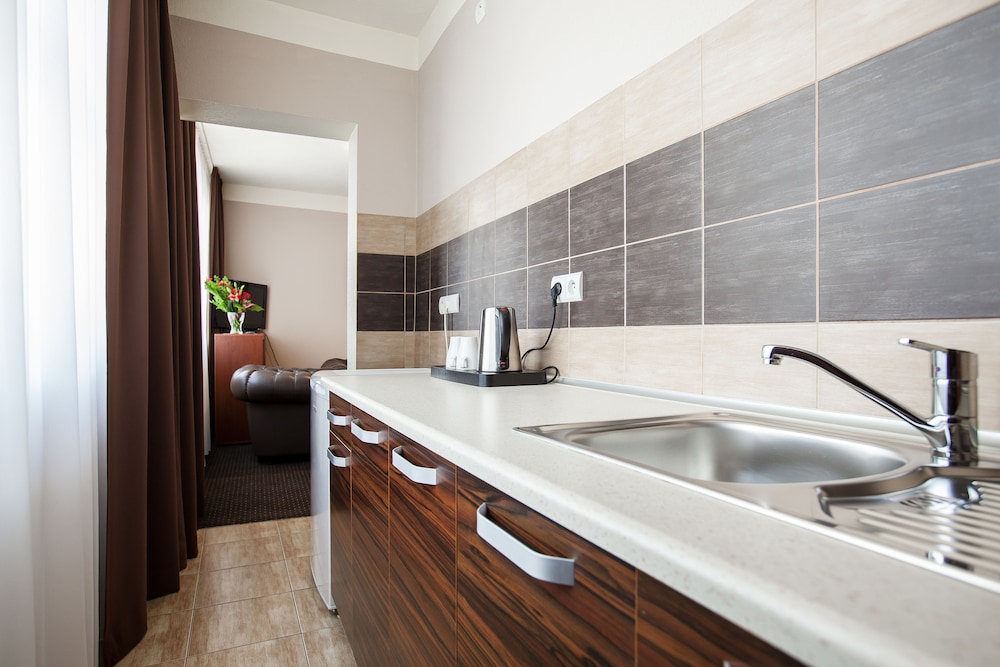Hotel Diament Spodek Katowice 27/28