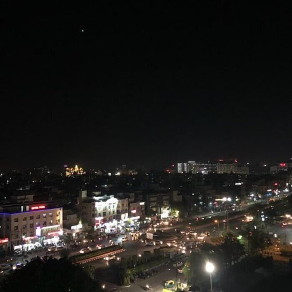 Effotel By Sayaji Indore 64/68