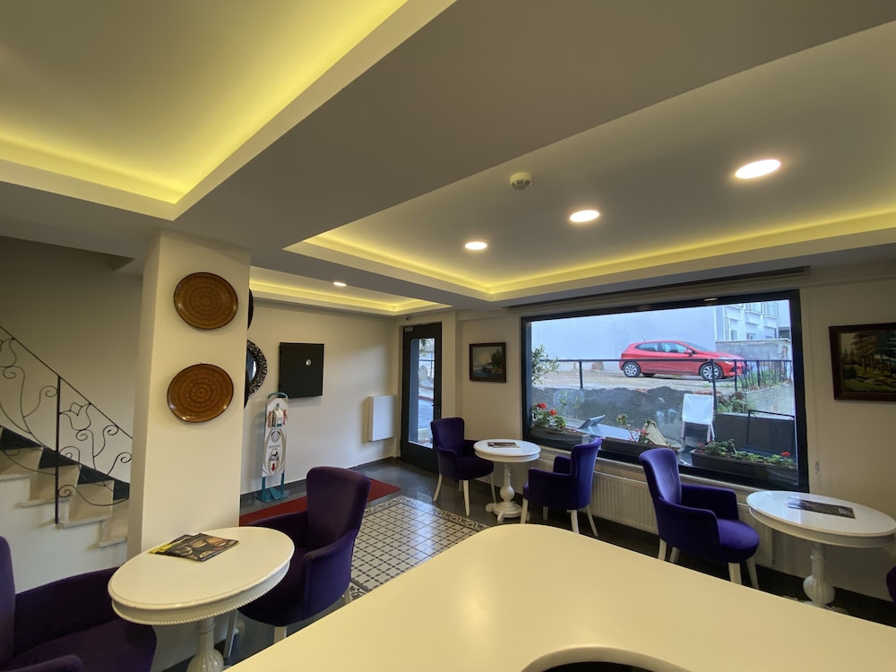 SPINEL HOTEL 33/50